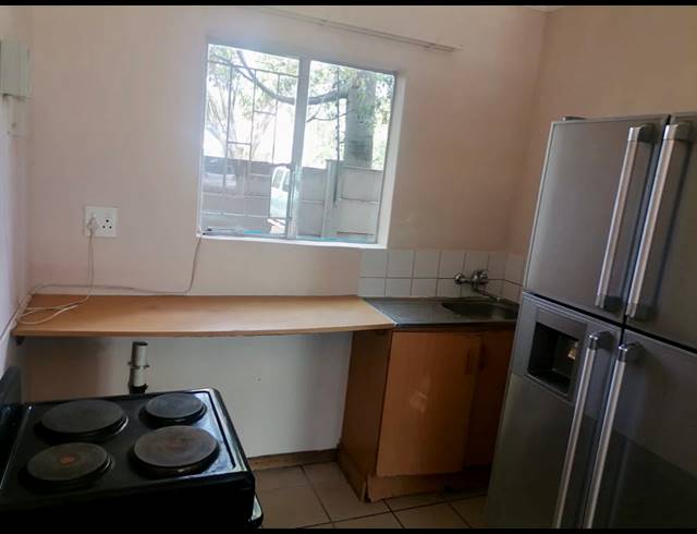 2 BEDROOM APARTMENT FOR SALE IN ANNADALE